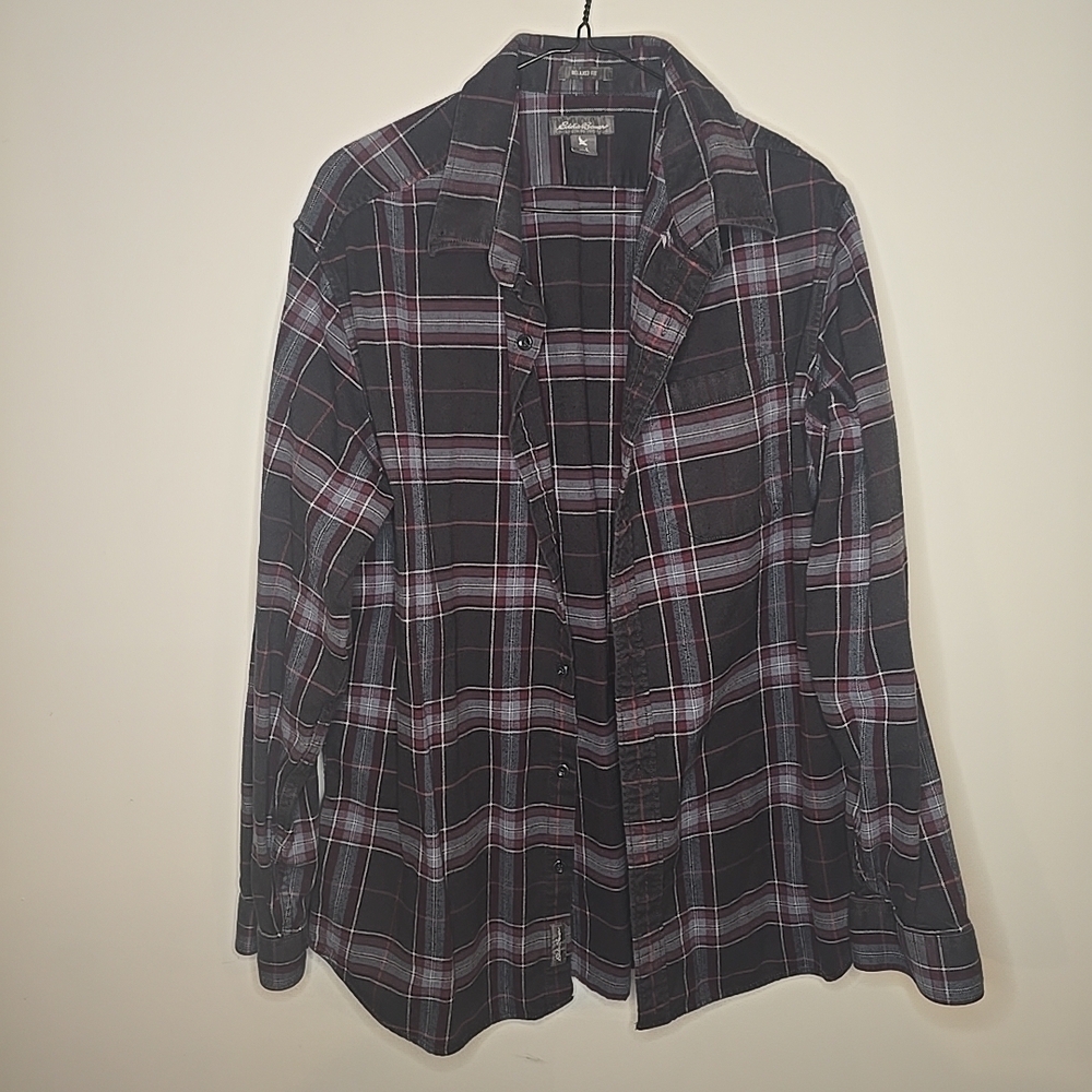 Eddie Bauer Relaxed Fitmens Size Large Long Sleeve Black, Red, And Blue Flannel